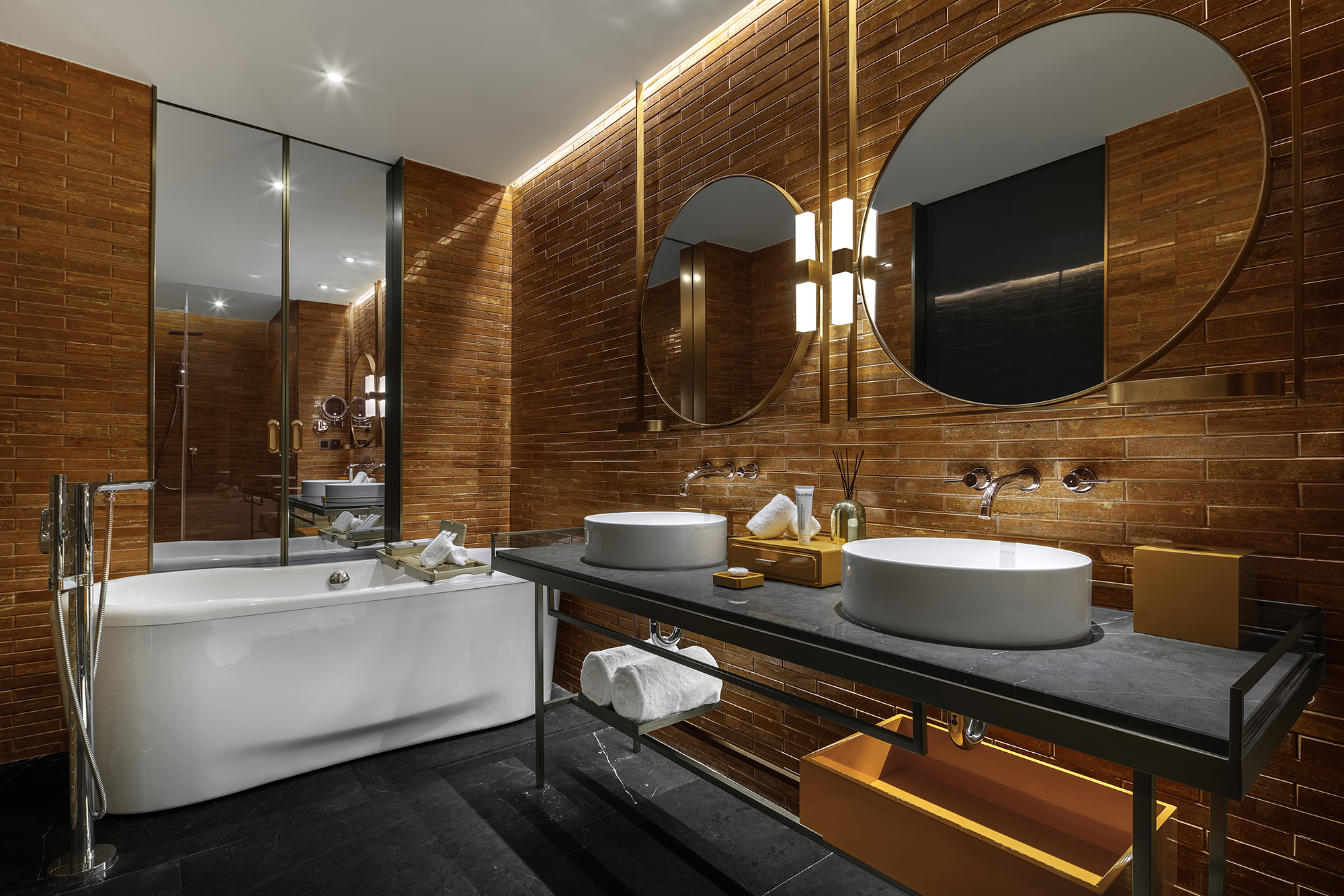 RMA PROJECT | THE LINOW HOTEL-182