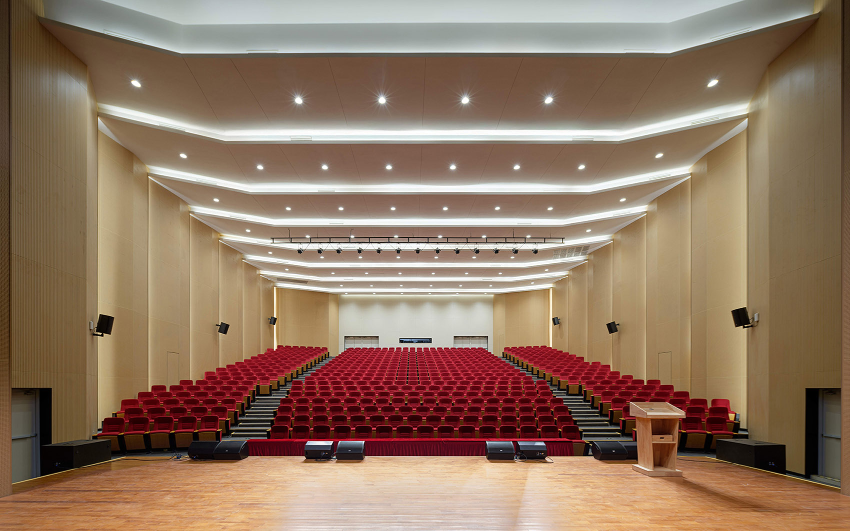 深圳市龙华区外国语学校福城校区丨中国深圳丨深圳大学建筑设计研究院有限公司“钟中 + 钟波涛”工作室-36