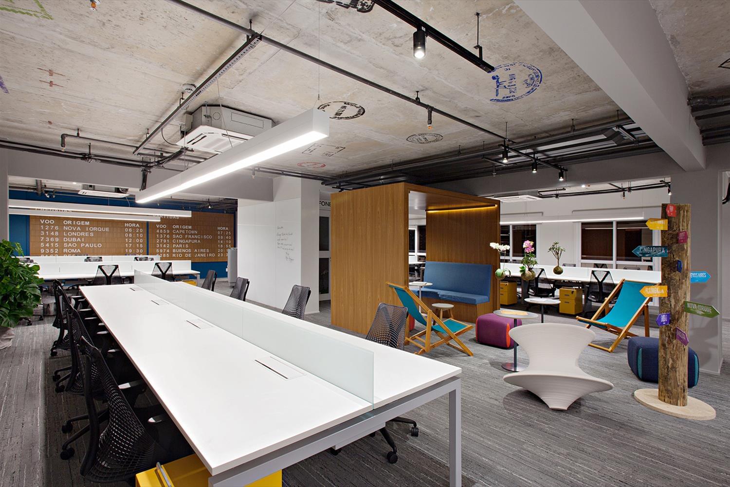 巴西 Traveland 旅游公司办公室 | 创意设计展现旅行魅力-2