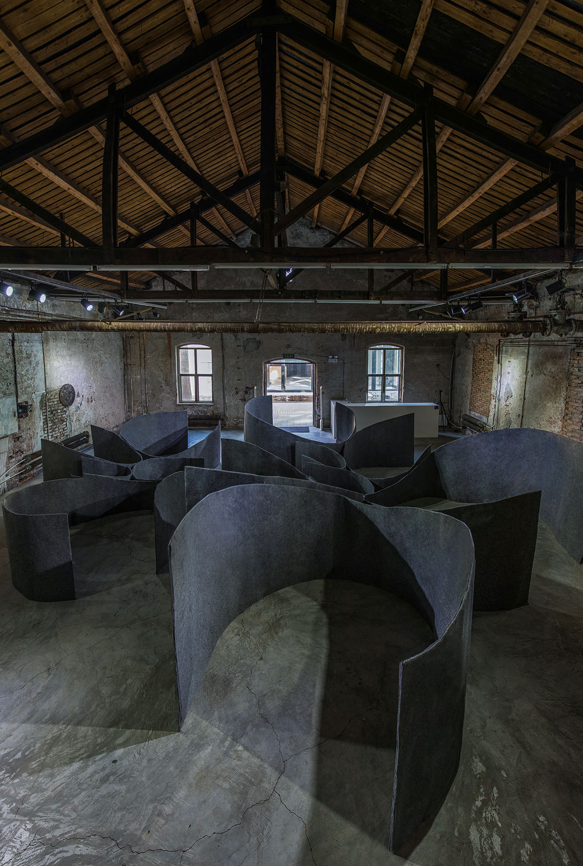 迷宫幻境 · Vecco Zhao-6