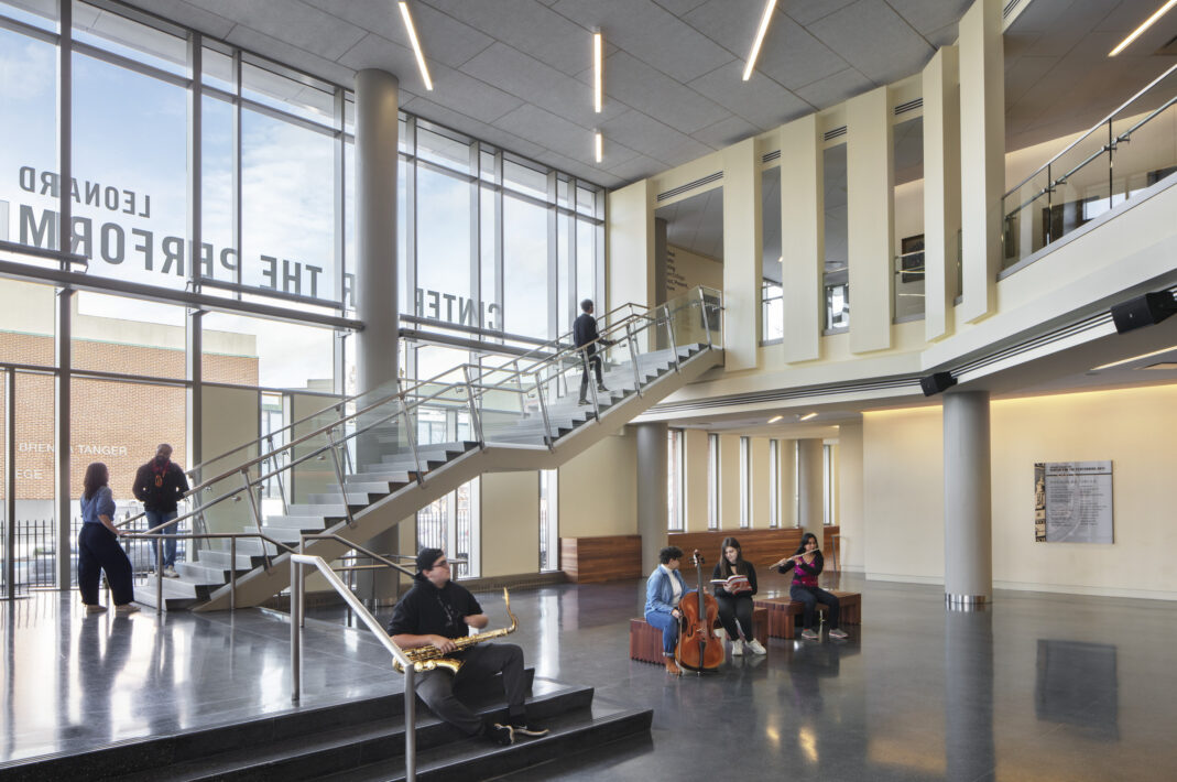 Brooklyn College Leonard and Claire Tow Center for the Performing Arts - Perkins Eastman-4