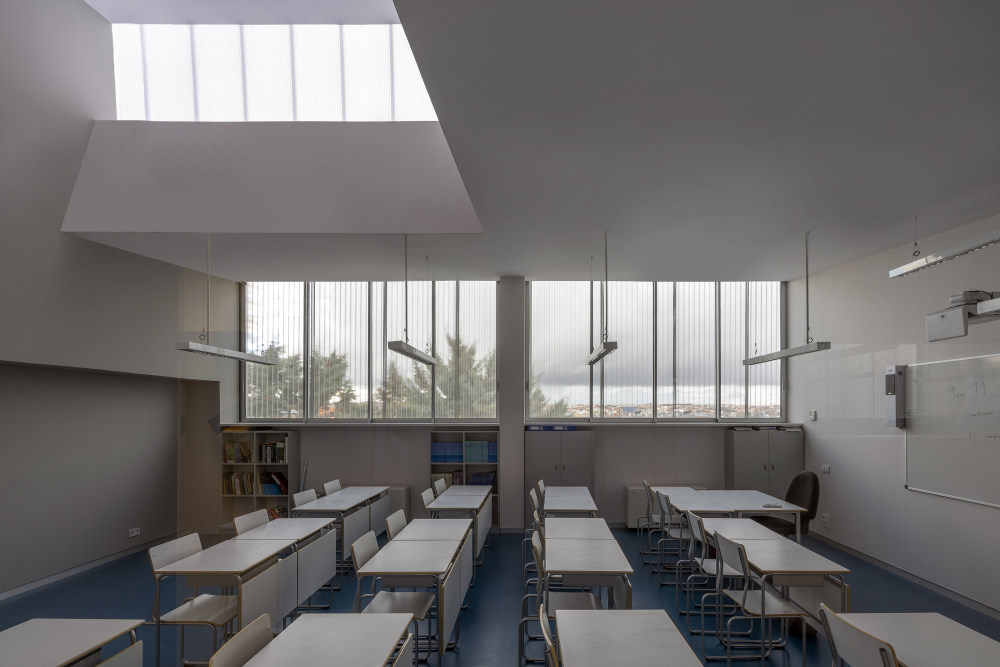 西班牙伦尼米德大学校园和创始人大厅(2020)(Rojo/Fernández-Shaw)设计-31