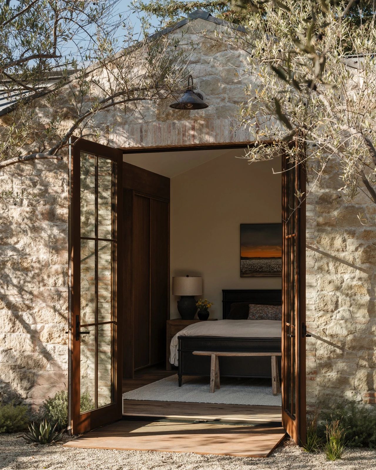 “Stranded in Paradise”（滞留天堂）-78