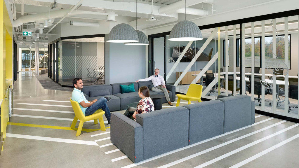 TextNow 办公室 | 创意协作的云 phone 空间-1