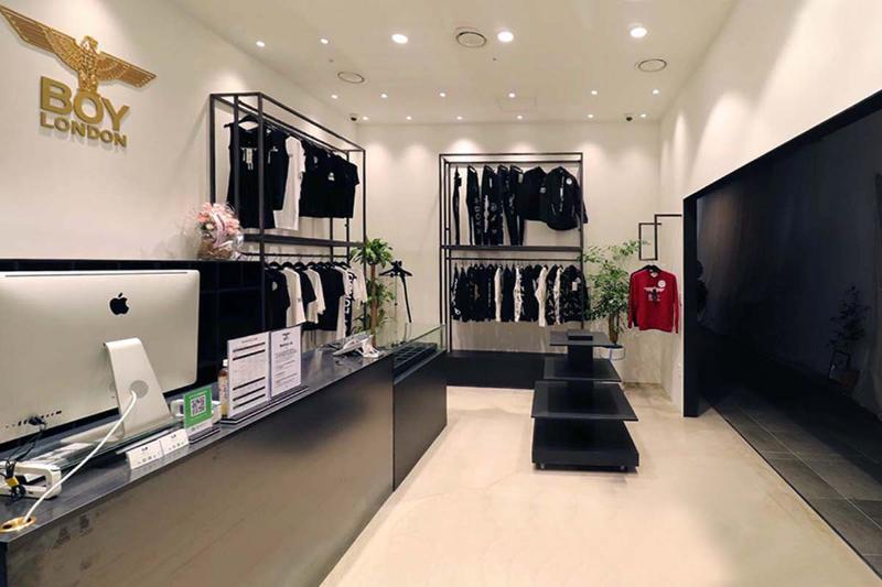 简约黑白时尚，12 平米男装店空间设计-5