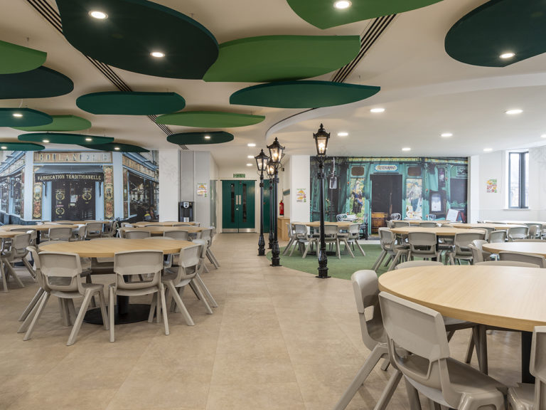 Lycée Français Charles de Gaulle Junior Dining Space - Envoplan-14