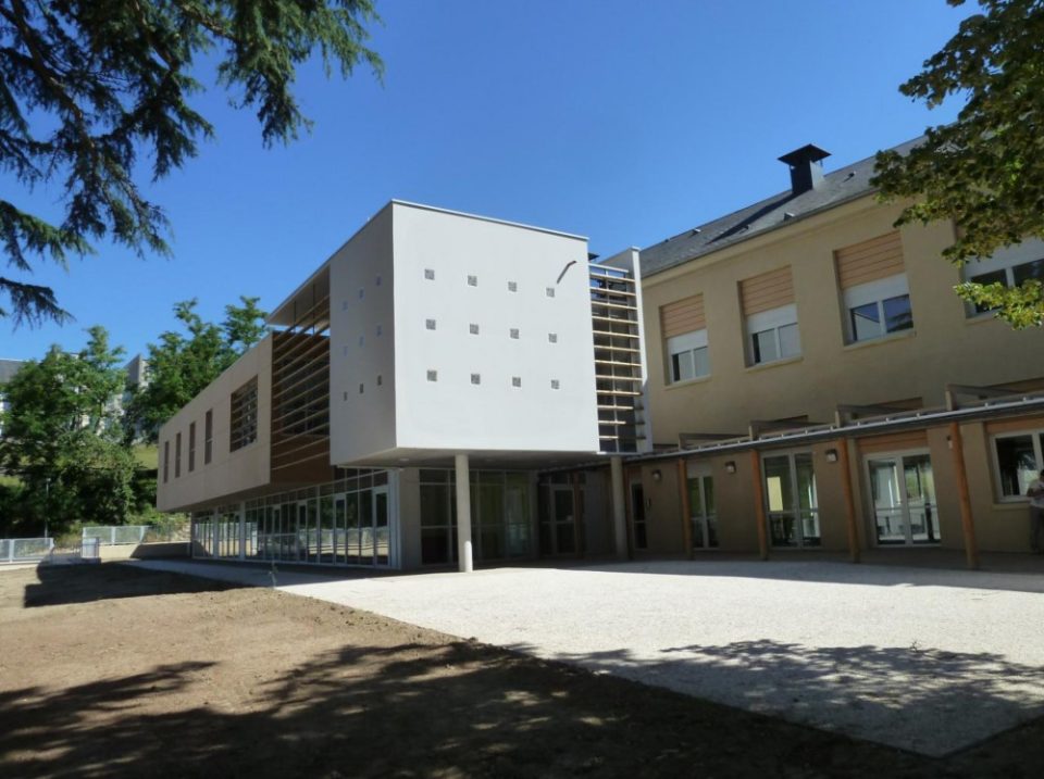 皮埃尔·洛医院21床出院准备单元改造与扩建丨法国丨HIATUS atelier H4建筑事务所-0