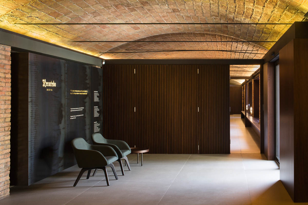 06 10 RECAREDO TASTING AREA-11