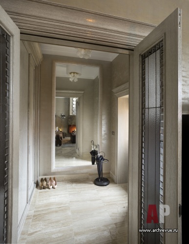 男士艺术装饰风格带殖民元素的联排别墅室内设计-12