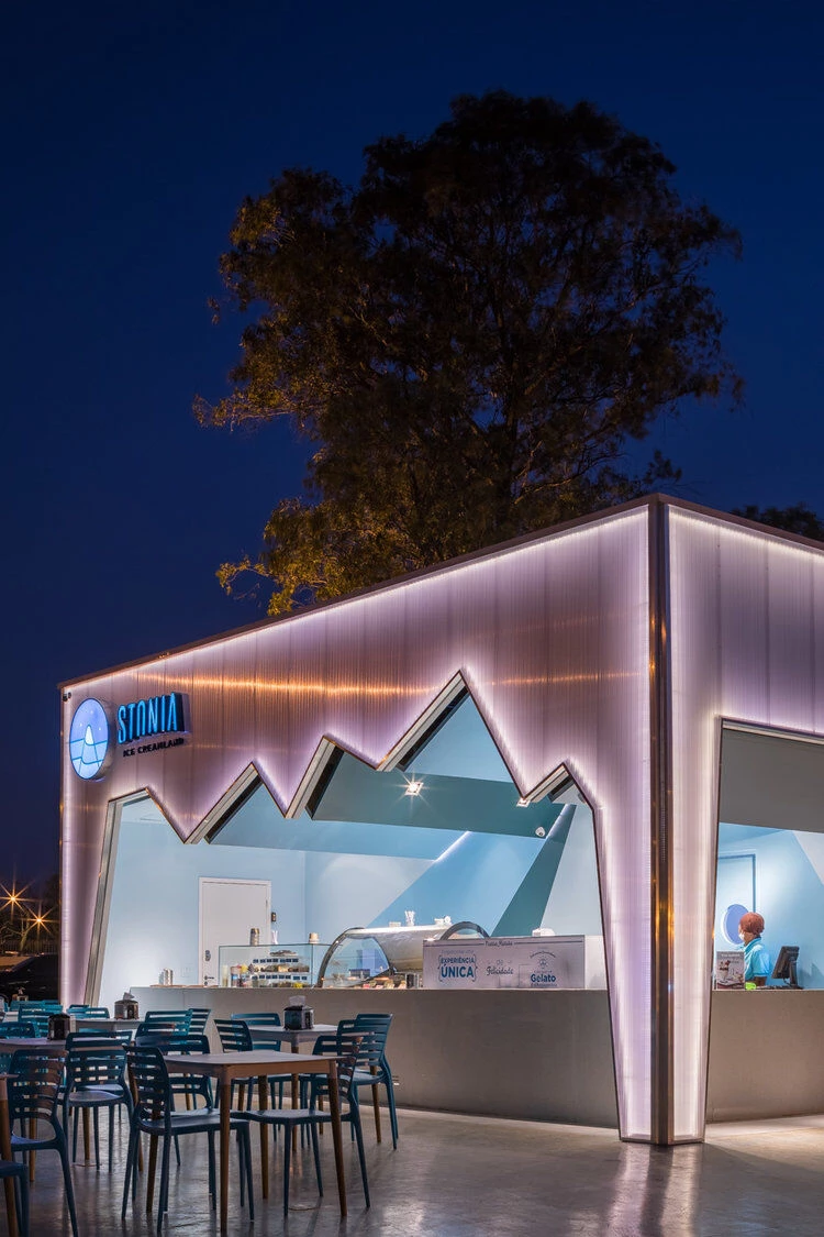 巴西 STONIA ICE CREAMLAND 餐厅丨mínimo arquitetura e design-12
