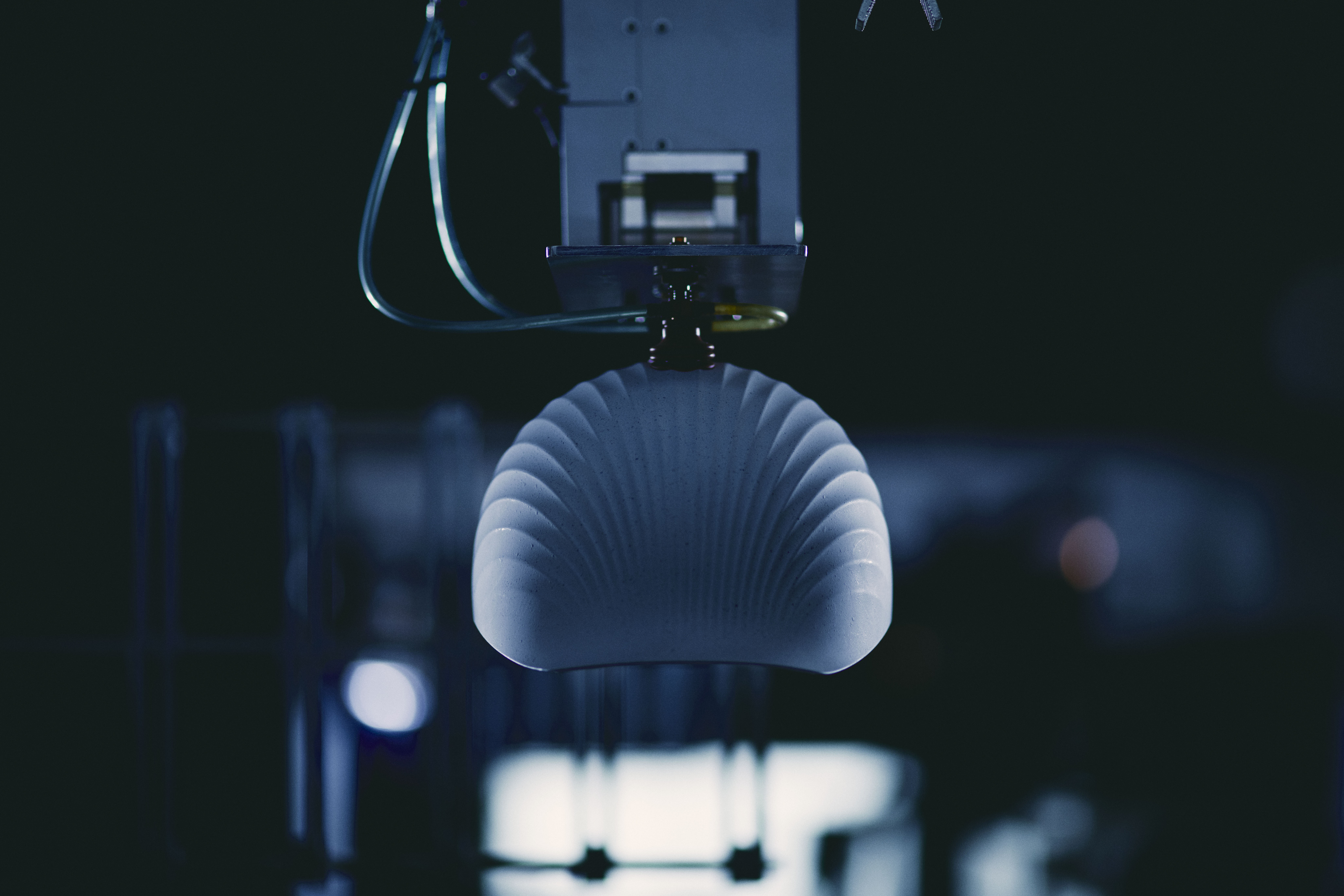 日本创新产品“壳金属” | 废弃贝壳制成的环保头盔-11