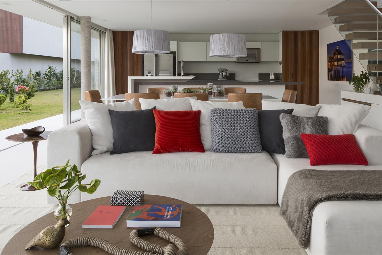 巴西 LORE 建筑事务所的绿色环保周末住宅设计-16