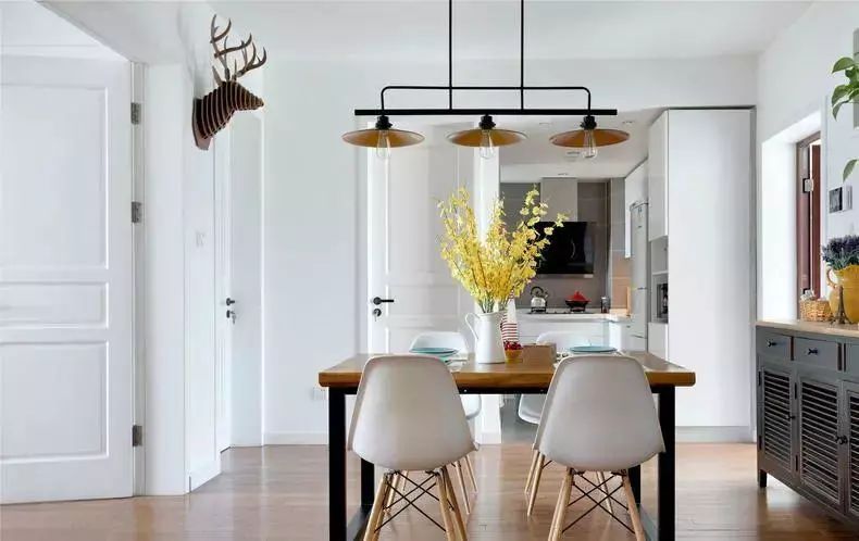 小户型餐厅设计,轻松扩容又经济-11