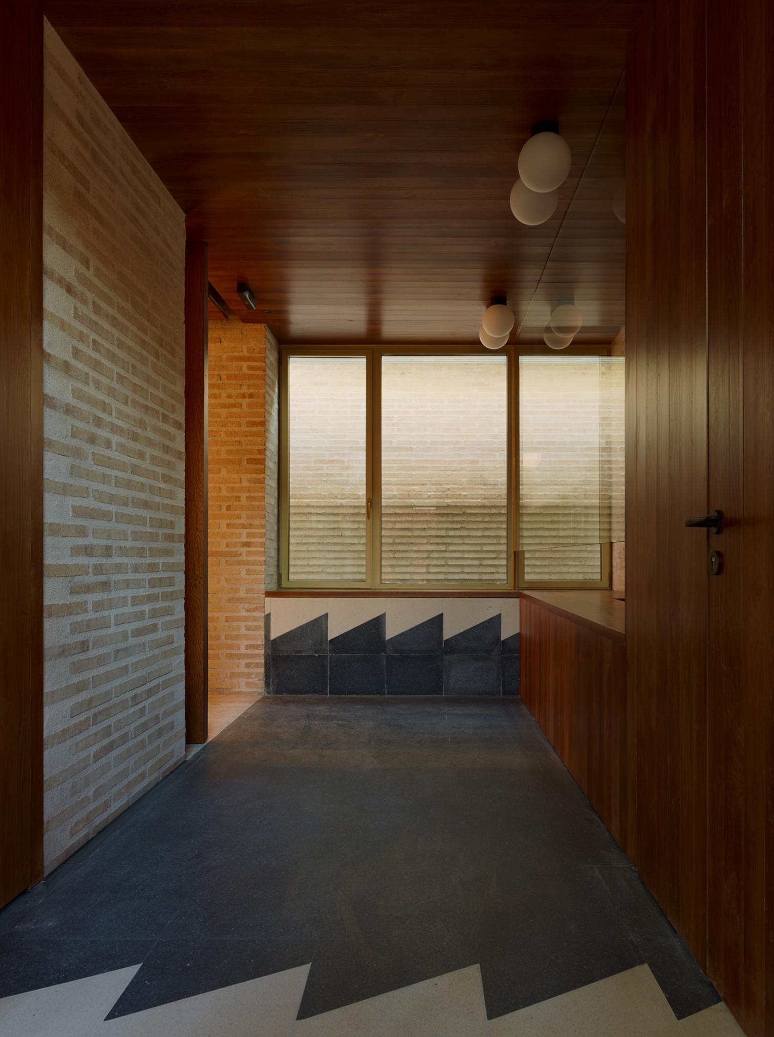 西班牙 Premià de Dalt 初级保健中心丨西班牙巴塞罗那-12