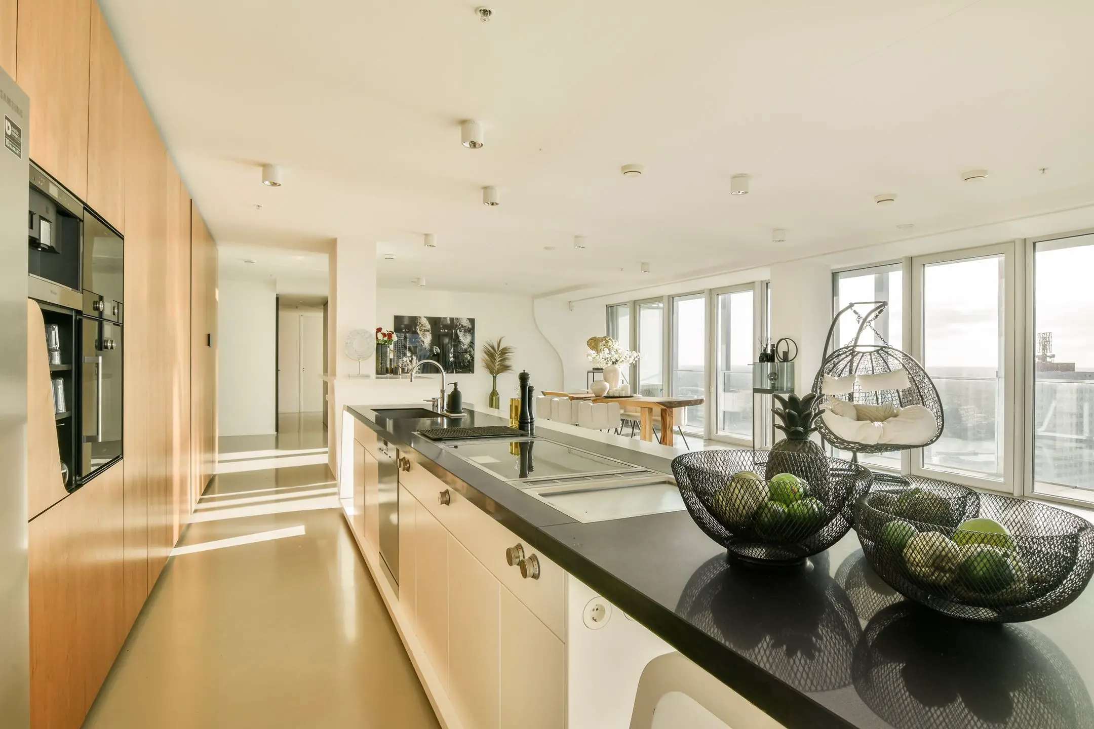 荷兰旋转大厦 | 超现代顶层公寓的惊艳设计-6