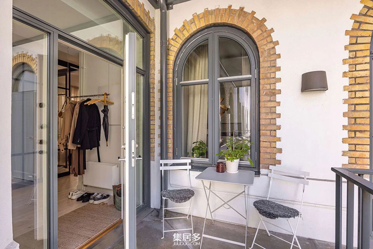 哥德堡 19 世纪建筑玻璃后卧室公寓丨瑞典-31