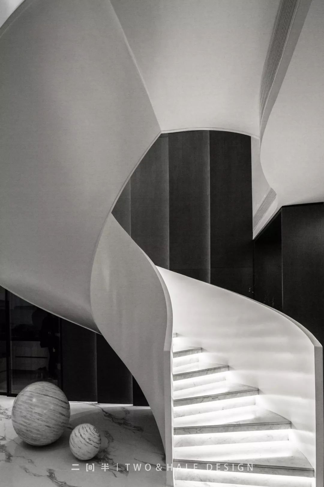 灰色调空间中的光影探索-9