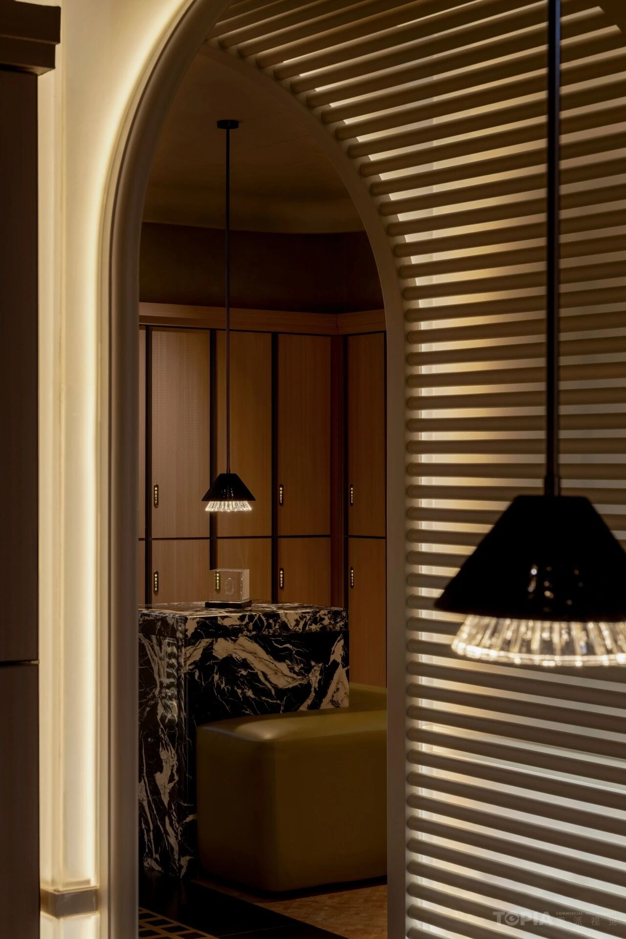 金腰板·旗舰店丨中国烟台丨嘉柏设计（总设计师姜振东,硬装贾凡团队,软装李雪团队）-11