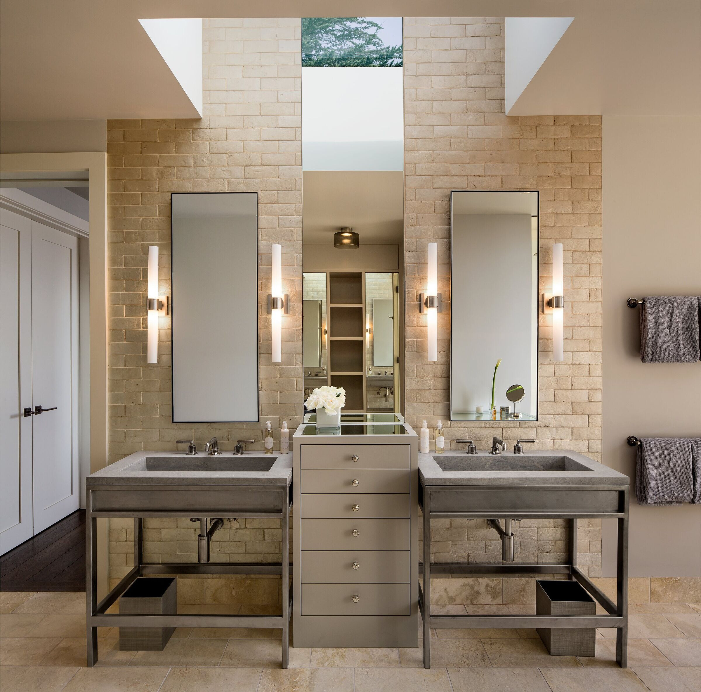 加州悬崖之上的绿色住宅-76