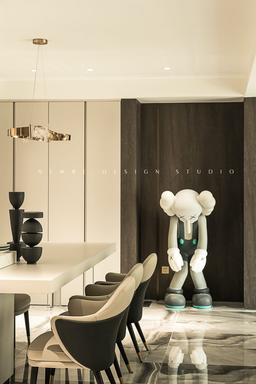 现代轻奢复式住宅丨陈丽娟,江怡君-30