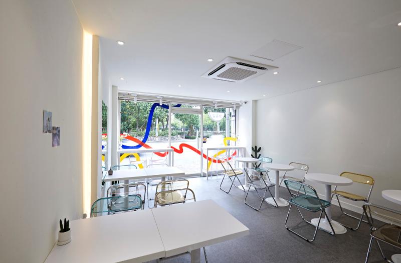 13 坪小空间大变样，趣味无穷的色彩魔法-13