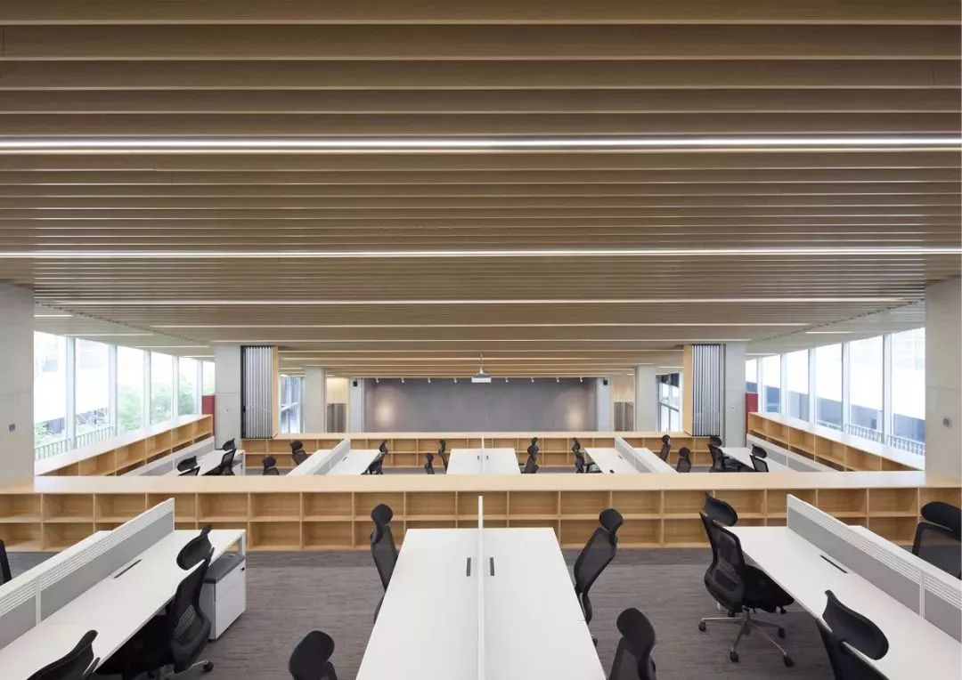 创意园区设计公社，在屋顶公共绿地与地下办公空间之间寻找平衡-39