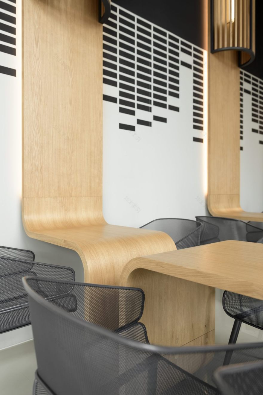 乌克兰 PRO 咖啡厅(2020)YUDIN Design 打造惊艳空间-18