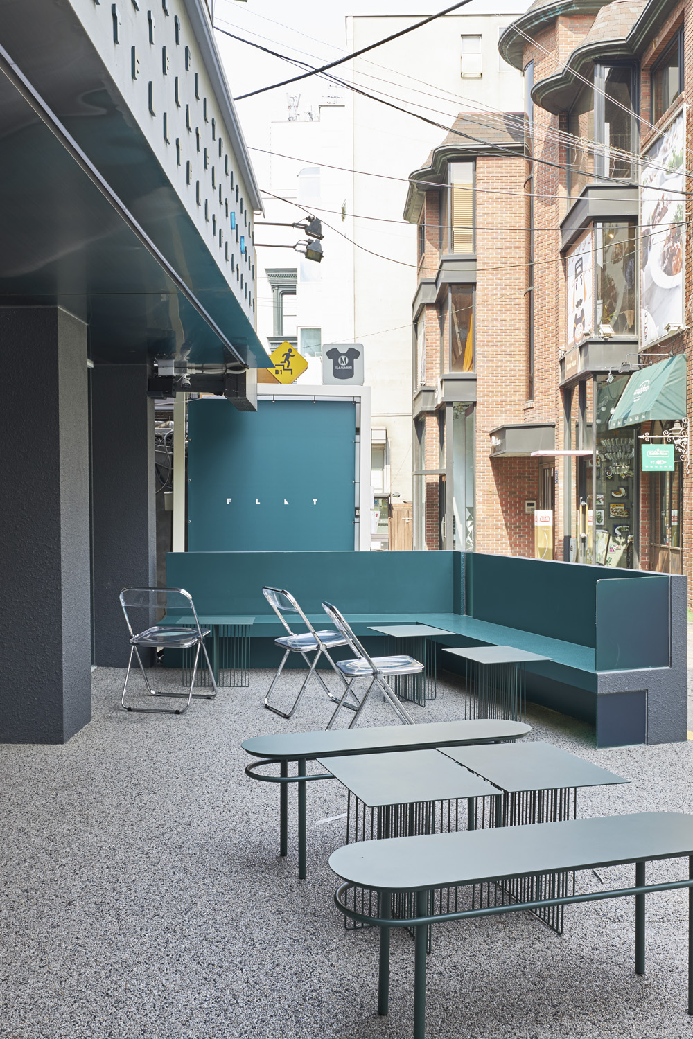 绿色环保，现代简约的 24 小时咖啡厅设计-16