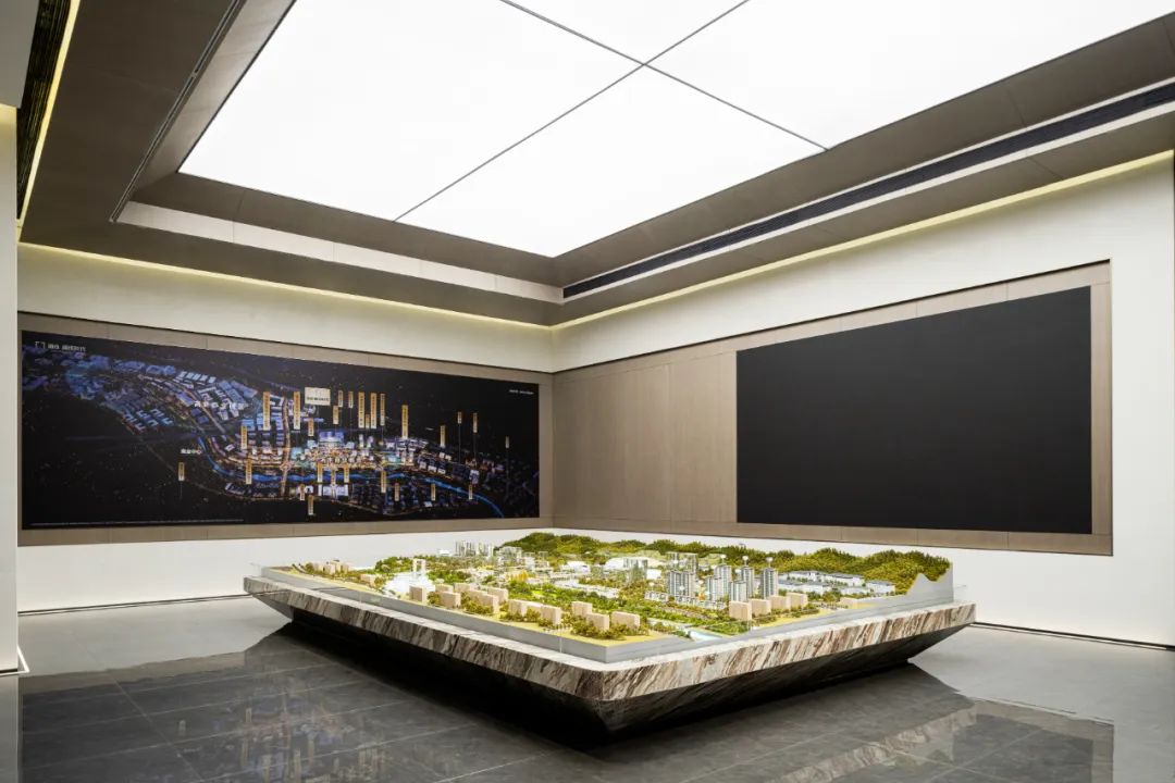 高铁时代销售中心丨中国重庆丨元禾大千-11