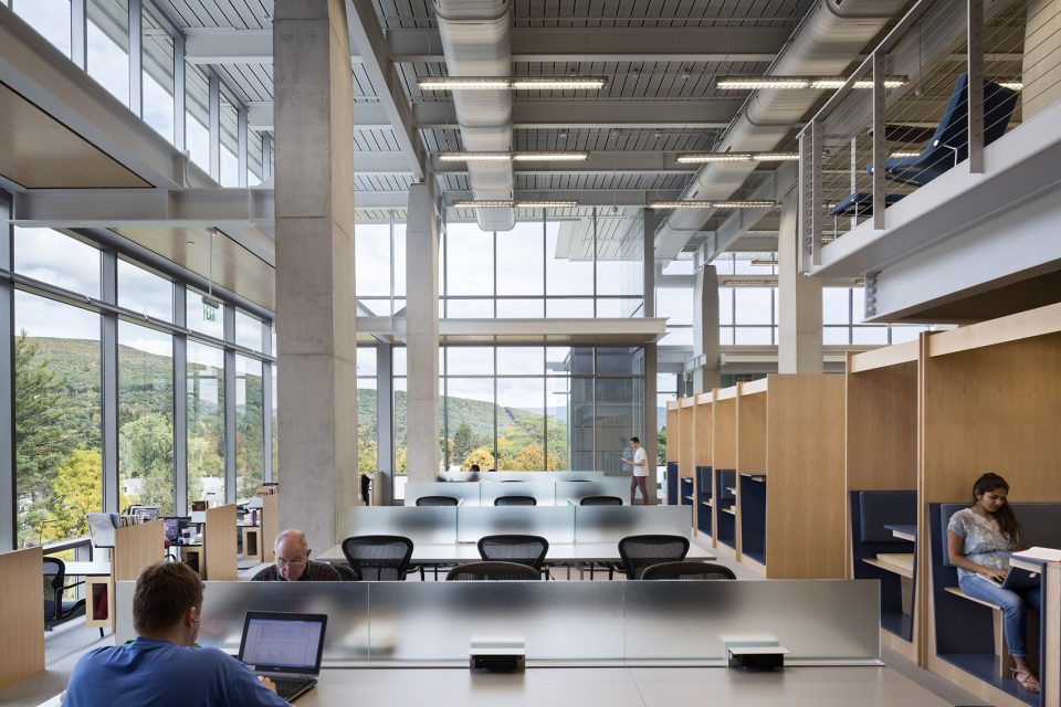 威廉斯敦 Sawyer 图书馆,新旧交融的多元空间-8