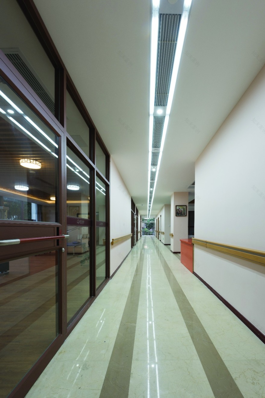 瑞芝康健养老公寓 | 安全舒适的新中式公共空间设计-6