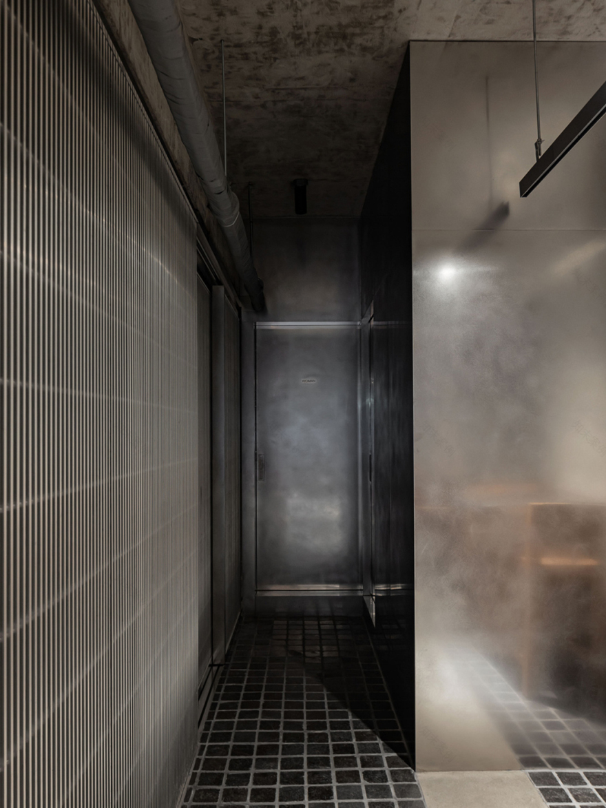 工业风餐厅空间设计PCMC,韩国,首尔 | Designed by oftn studio - 主题餐厅 - 餐厅LOGO-VI空间设计-全球餐饮研究所-11