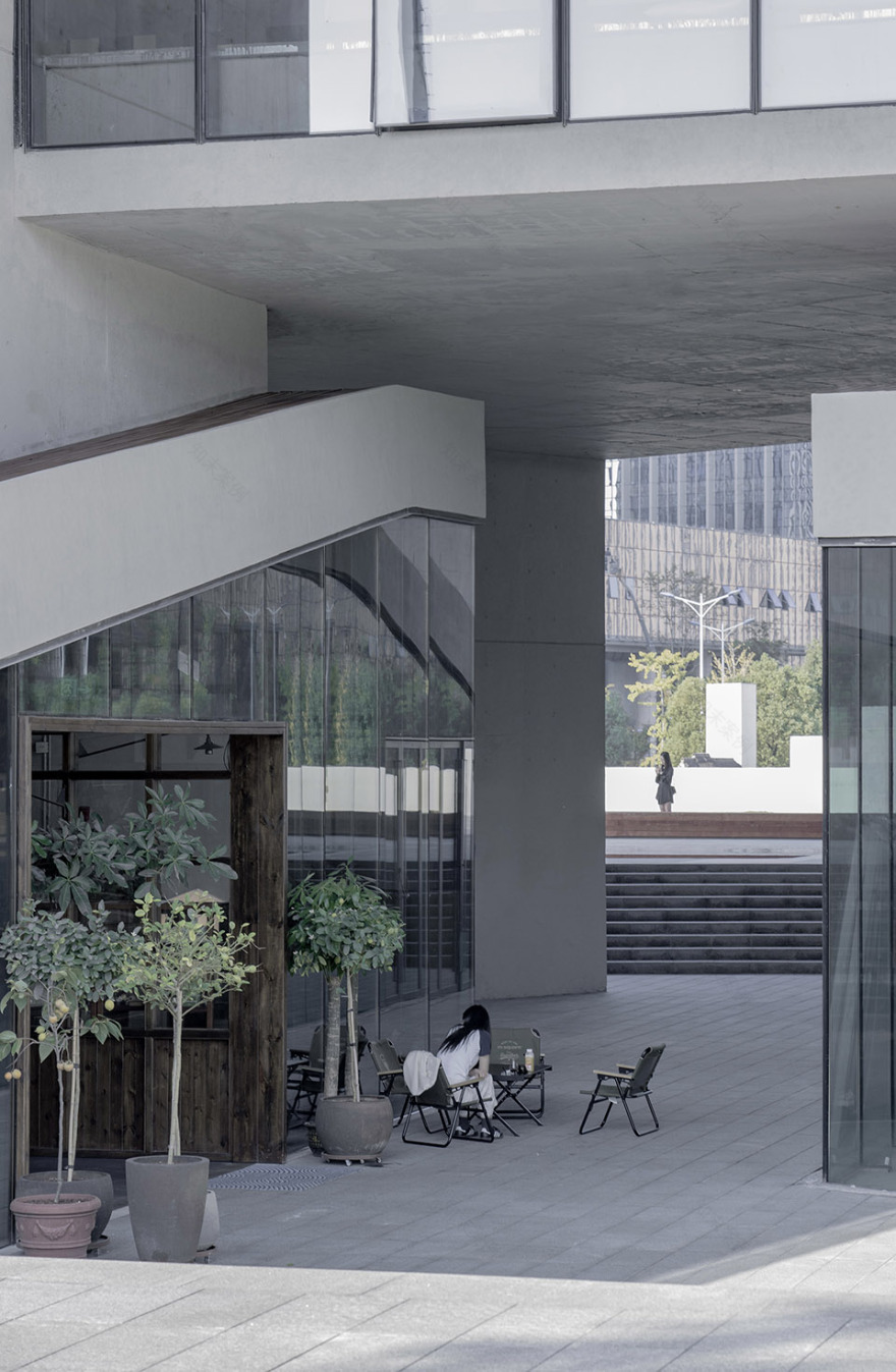 湖南广电芒果马栏山广场丨中国湖南丨地方工作室,湖南大学设计研究院有限公司-29