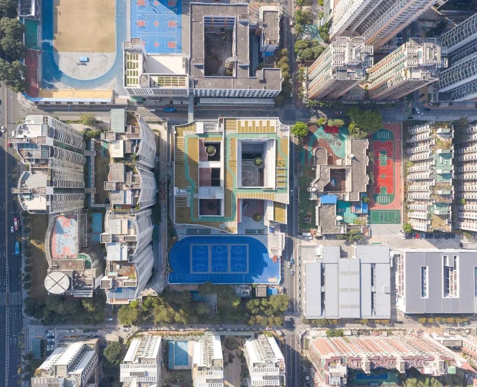 新作｜深圳石厦小学：都市合院校园-14