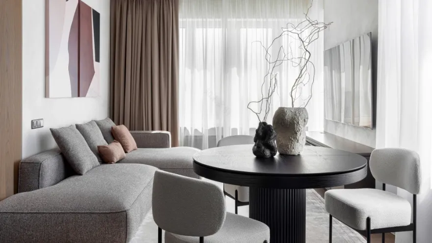 80平米米色风公寓室内设计丨MNdesign( Михаил Новинский等)-1