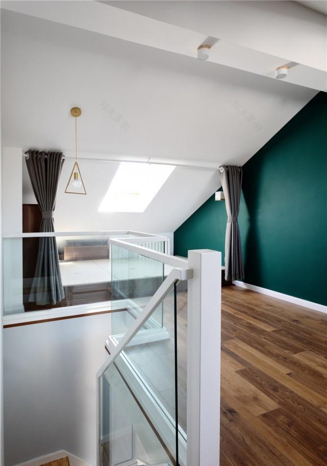 色彩斑斓的别墅 LOFT,童趣与优雅共生-10