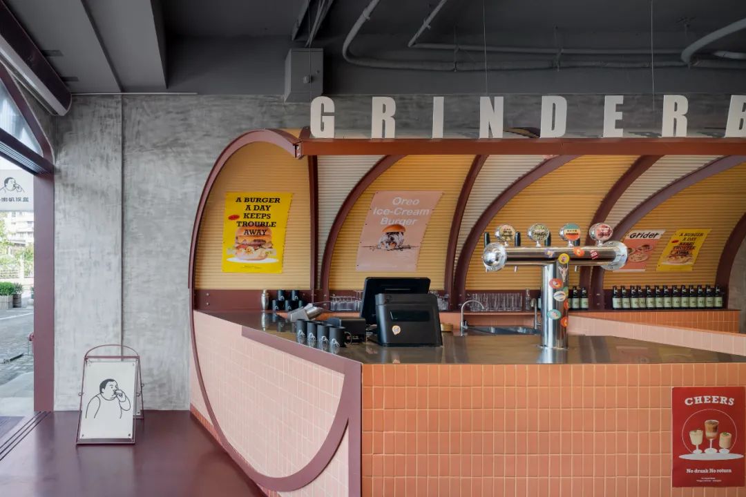上海大学路绞肉机汉堡店,打造轻松活力的街头氛围-9