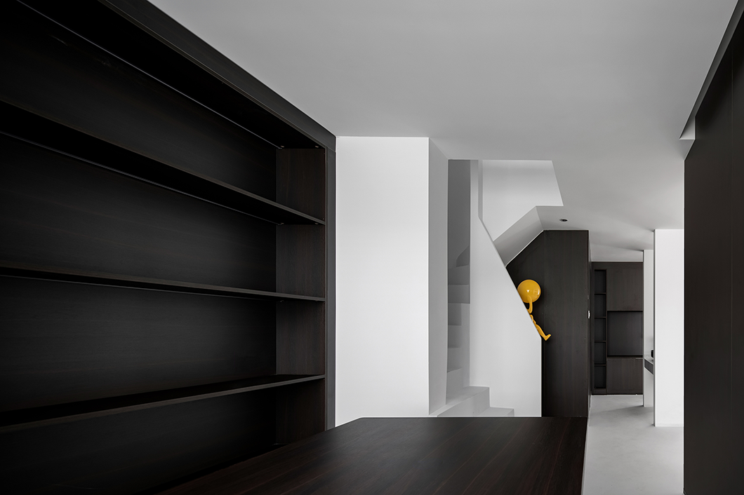 黑白自由办公空间丨中国惠州丨睿创质造空间设计-30