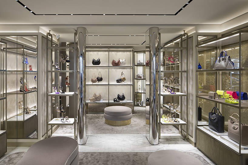 巴黎 Jimmy Choo 旗舰店，奢华螺旋金属柱夺目-23