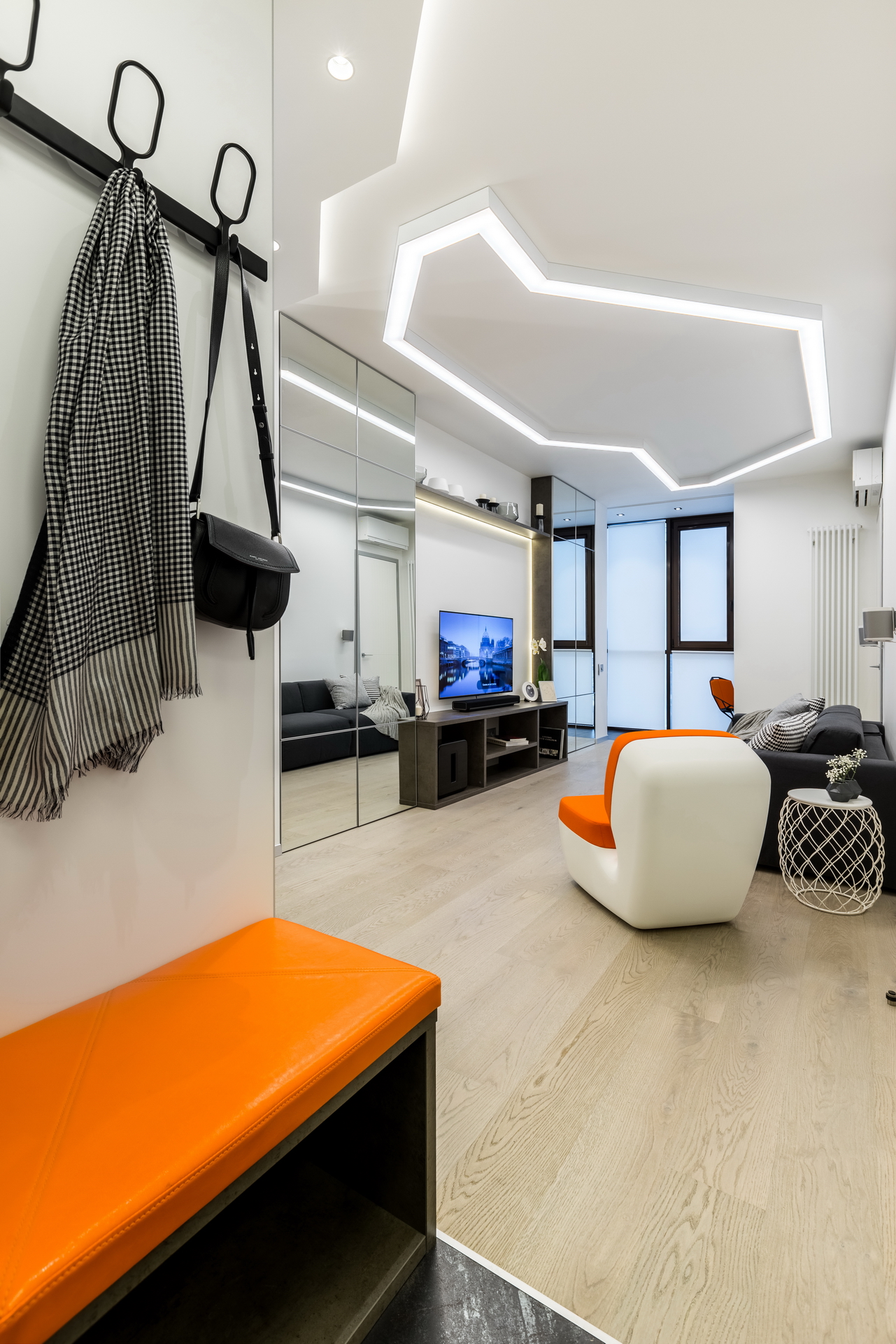 Квартира на Обводном-22