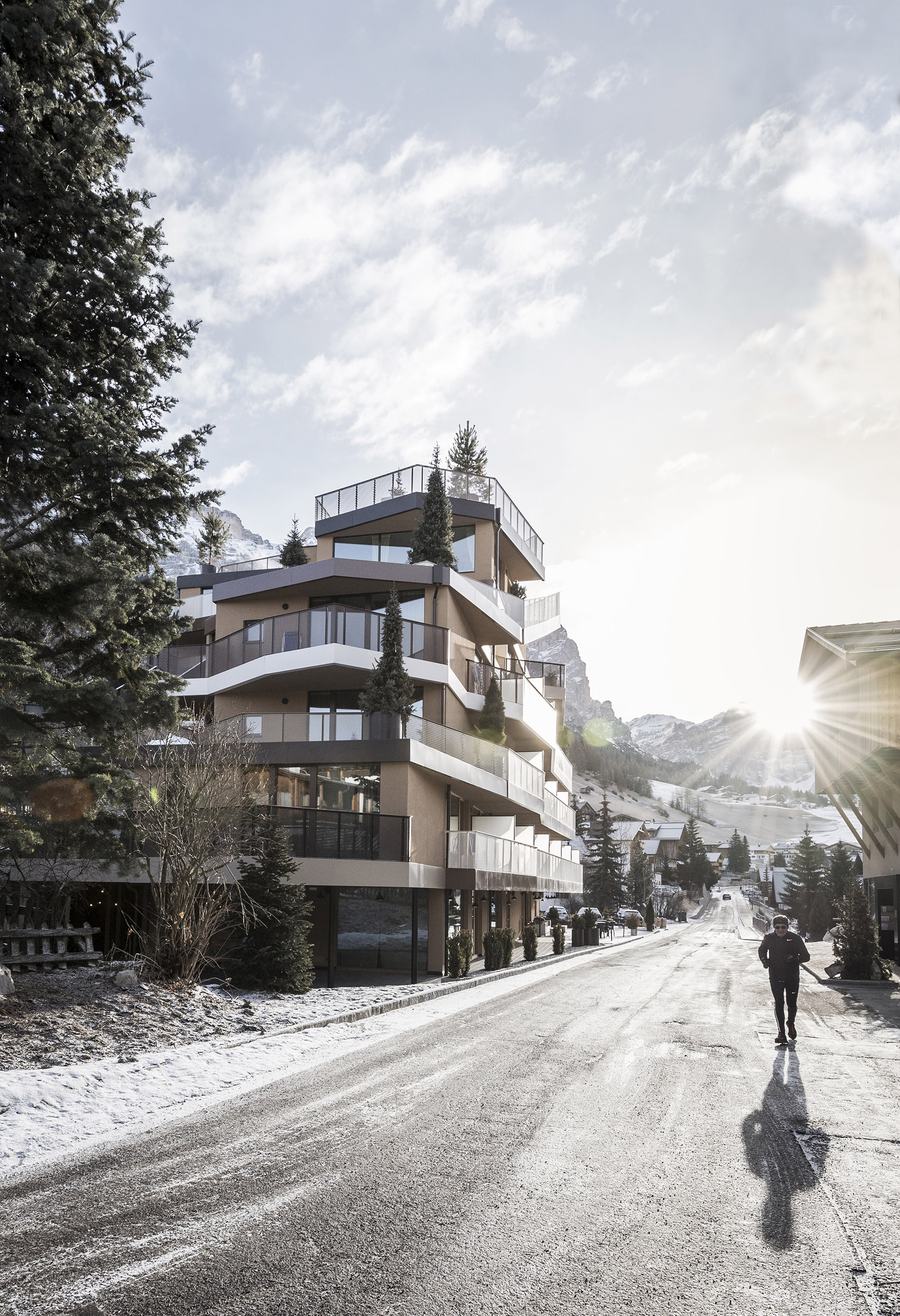 意大利巴利亚山谷中的 Tofana 酒店 / noa*-65