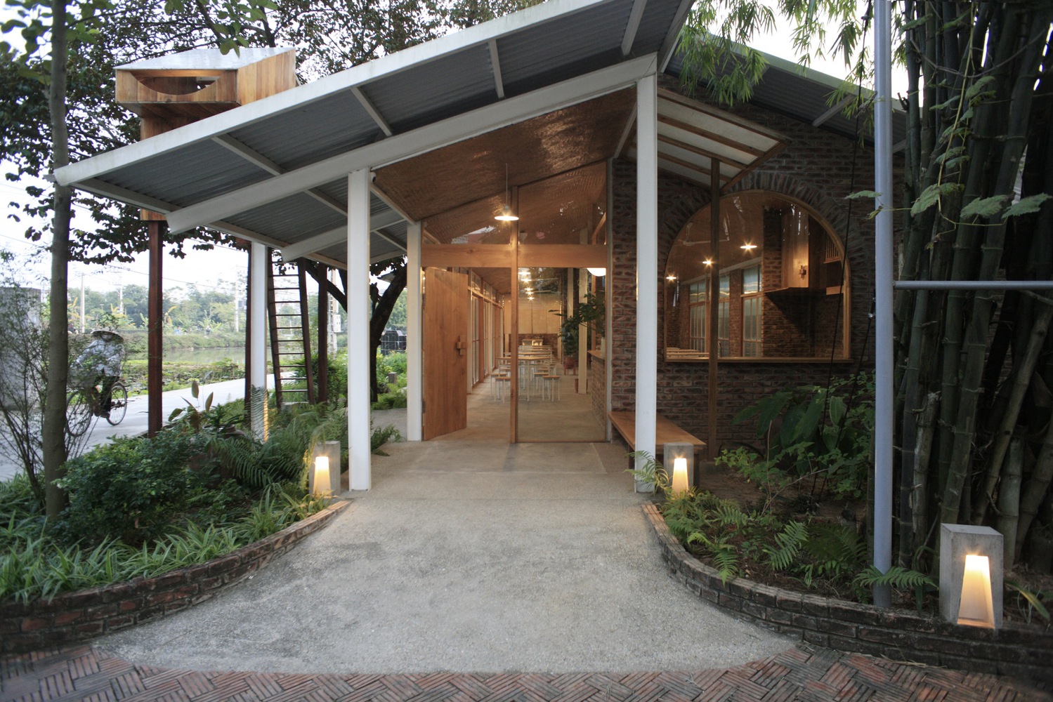 越南 Thanh 和餐厅丨越南河内丨美术工作室-28