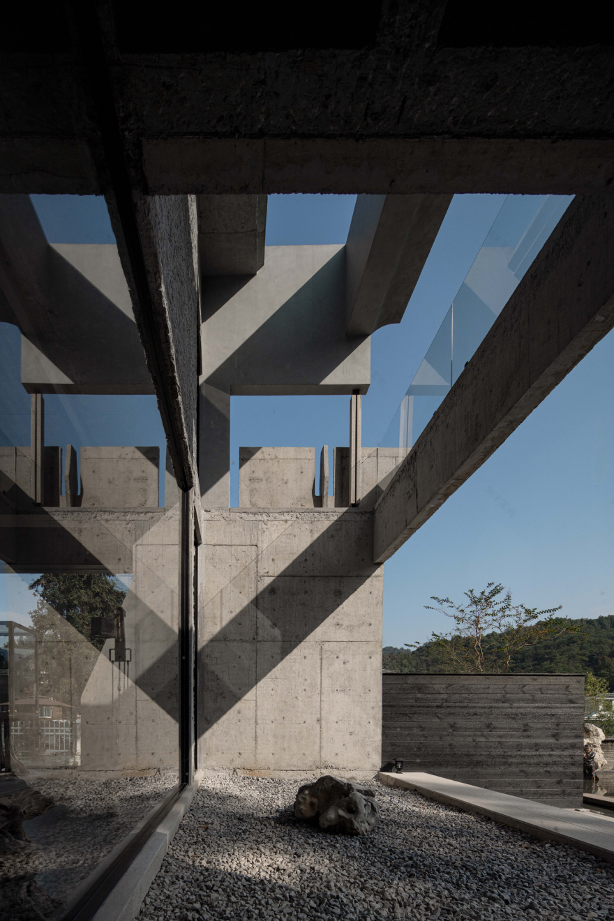 檀雀 TANCHUR 艺术展厅丨中国景德镇丨一影设计-49