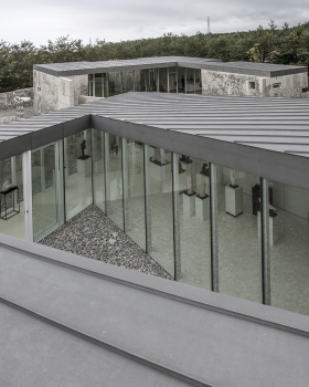 山风松韵的雕塑画廊——韩国 Bauzium 美术馆