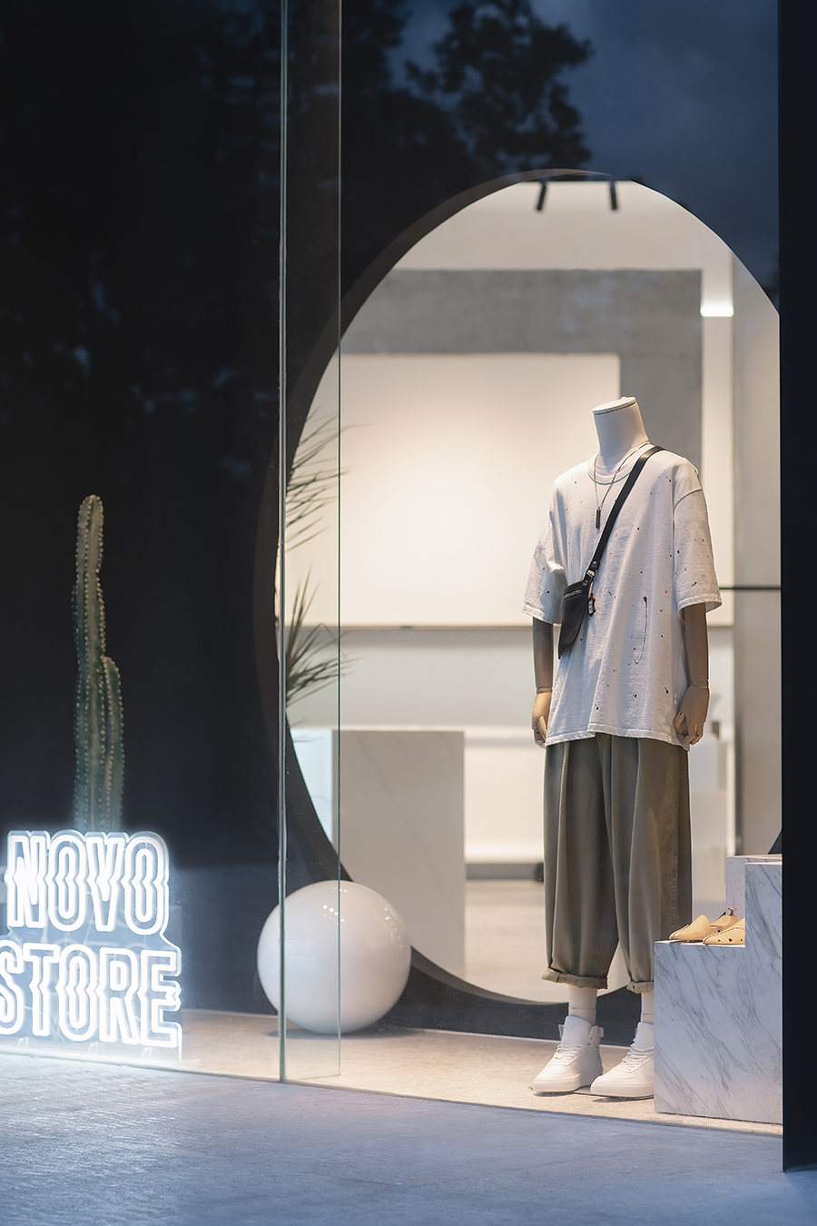 NOVO 服装店丨目后空间设计-5