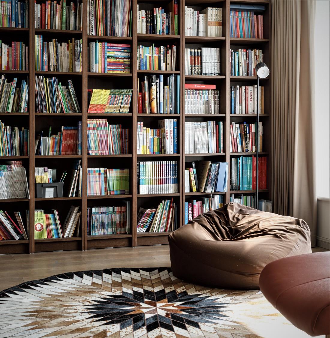 自然放松的家居空间设计-48