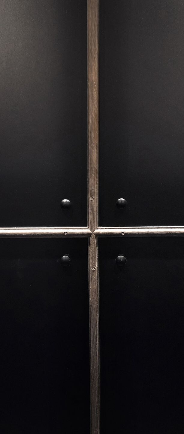 COCC· and coherent 打造瑞士圣加仑老城区温馨酒馆-31