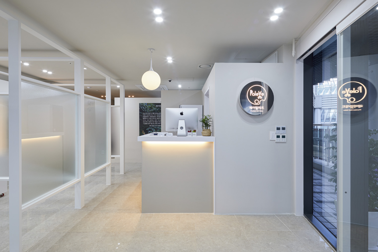 30 平米极简美容院，现代风格的魅力展示-3