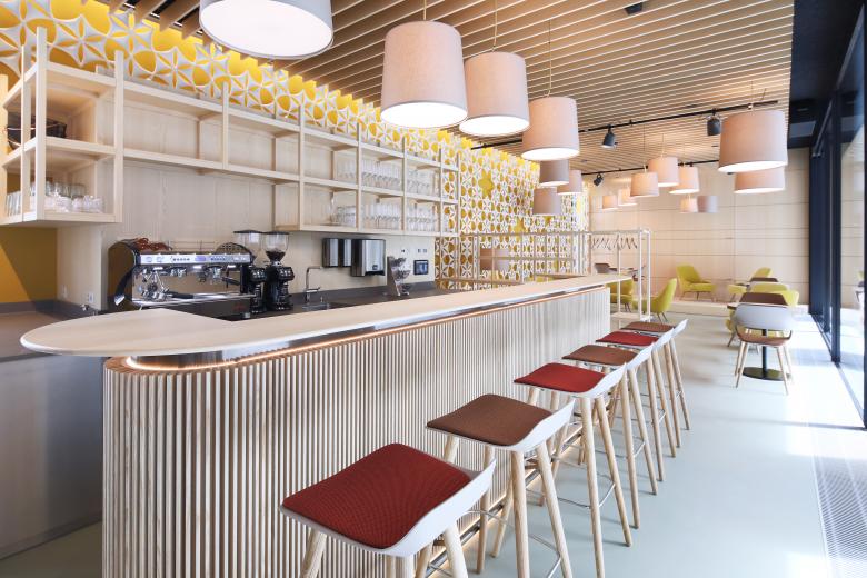 LLB 业务办公室丨spektrum-24