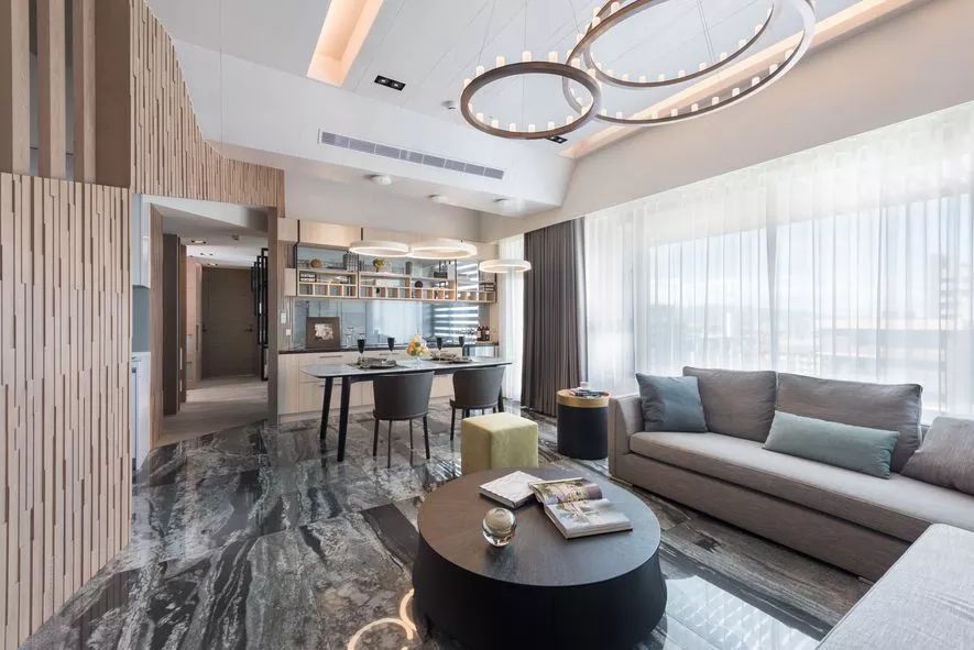 巧妙利用大理石和原木，小平米住宅也能住出大感觉！-0